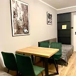 Hotell Pokoj Z Prywatna Lazienka W 2-pokojowym Mieszkaniu Komuny Paryskiej