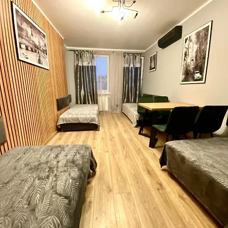 Hotel Pokoj Z Prywatna Lazienka W 2-pokojowym Mieszkaniu Komuny Paryskiej Wrocław