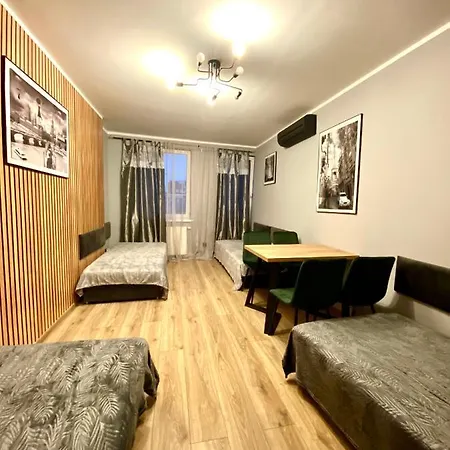 Pokoj Z Prywatna Lazienka W 2-pokojowym Mieszkaniu Komuny Paryskiej * Wrocław