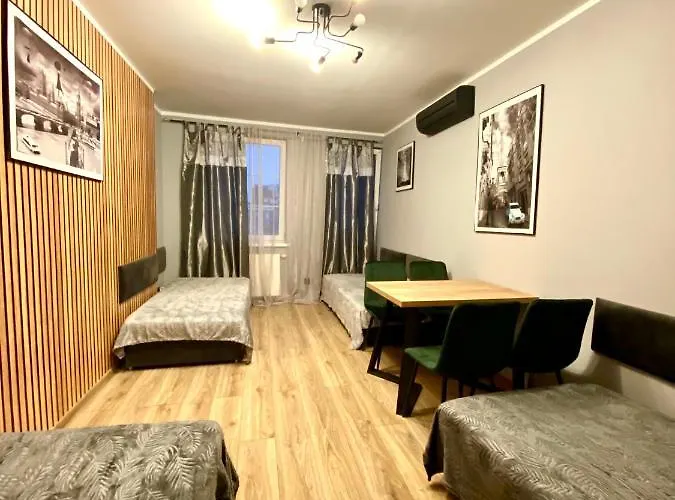 Pokoj Z Prywatna Lazienka W 2-pokojowym Mieszkaniu Komuny Paryskiej * Wrocław