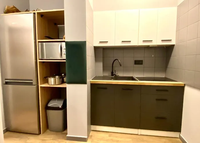 Pokoj Z Prywatna Lazienka W 2-pokojowym Mieszkaniu Komuny Paryskiej Вроцлав