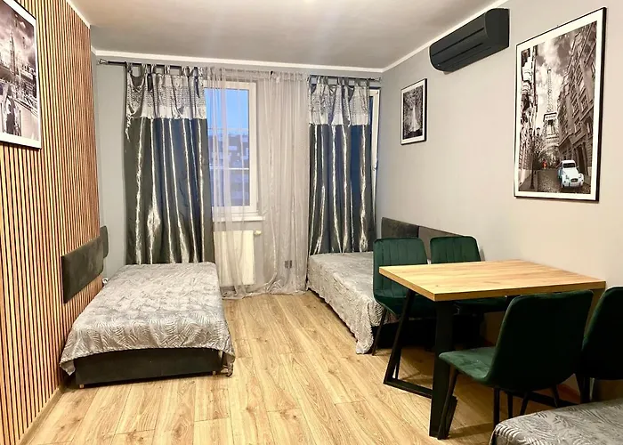 Pokoj Z Prywatna Lazienka W 2-pokojowym Mieszkaniu Komuny Paryskiej Вроцлав